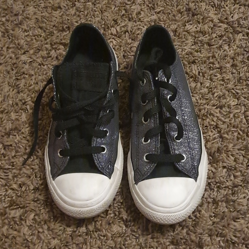Girls Converse